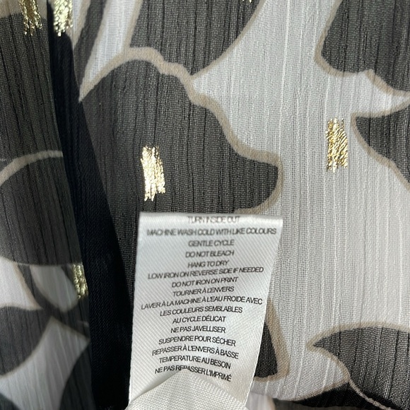 Haver. London NWOT Plisse Floral Top Ruffled Keyhole Tied Neck Long Sleeve 2X - Picture 11 of 13